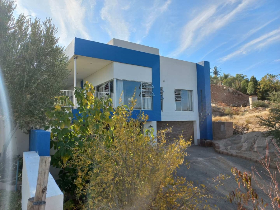 8 Bedroom Property for Sale in Keidebees Northern Cape